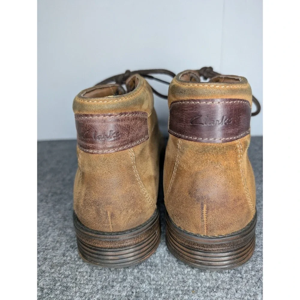 Clarks‎ Men's Chukka Style Tan Suede Books Size 12 READ